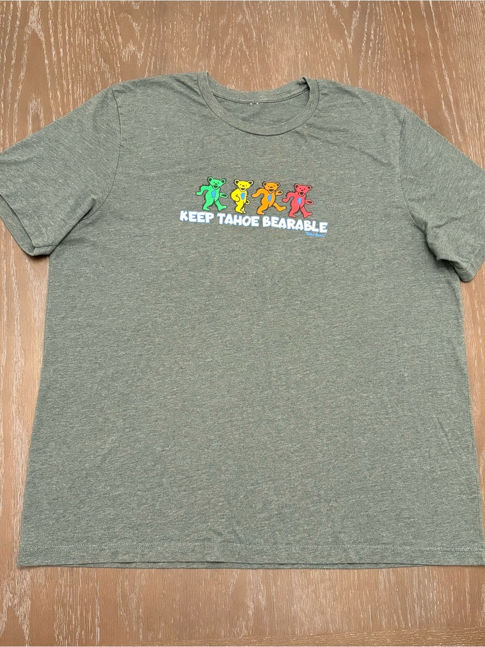 Olive Green Graphic Short-Sleeve Tee with Grateful Dead Dancing Bear Design XL.